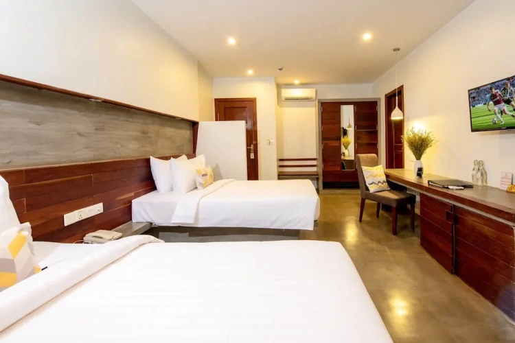 Deluxe Twin room with balcony