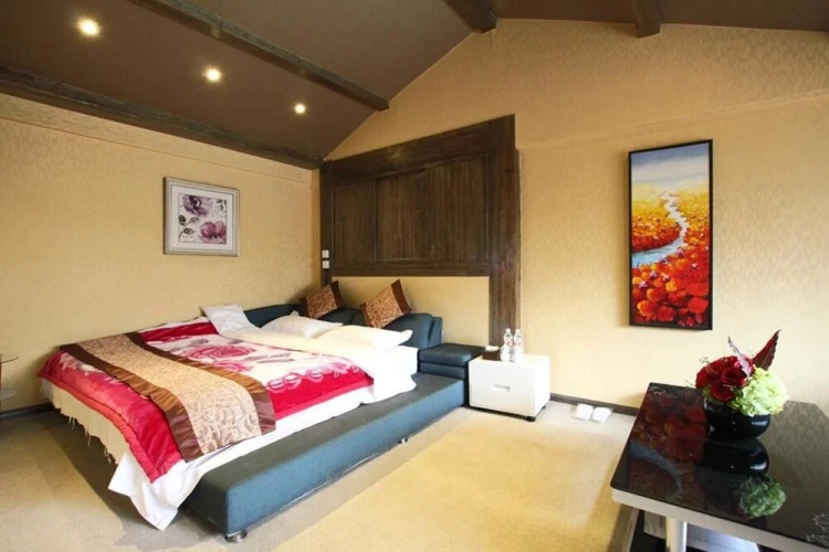 Come Inn- Lijiang