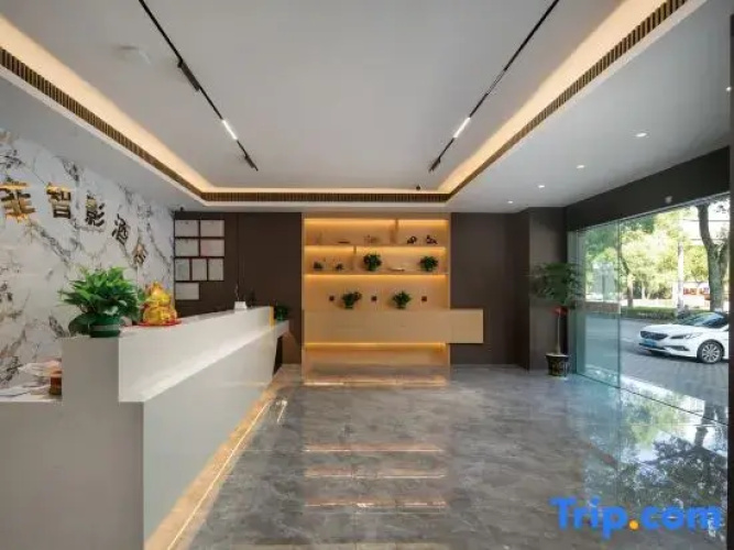 Platinum Film Hotel