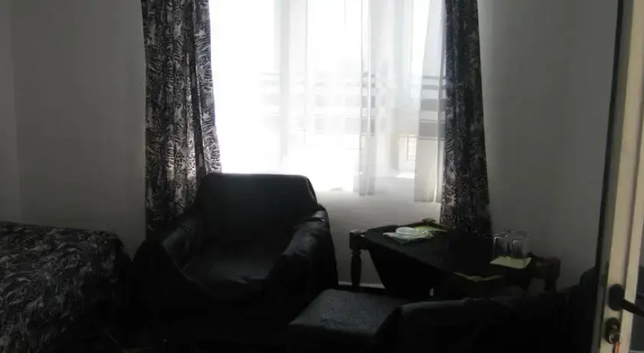 Eli Guest House
