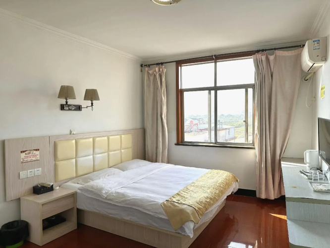 Kaiyue Hotel