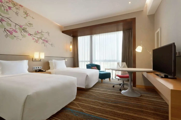 Twin room with city view