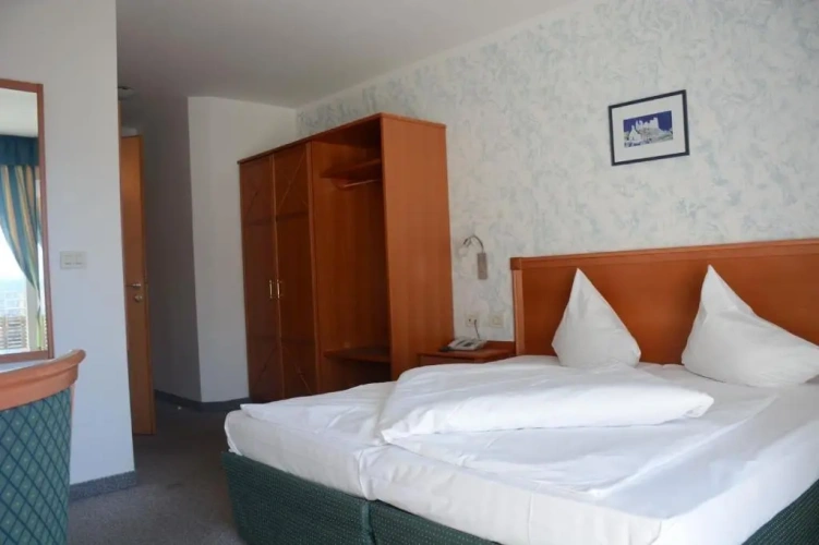 Economy Double room with balcony and with view