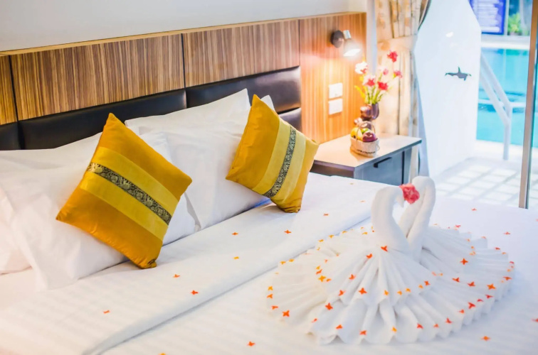 Karon Whale Resort Karon Beach (SHA Certified)