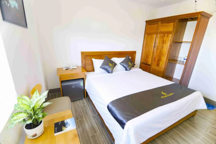 Sea Star Hotel