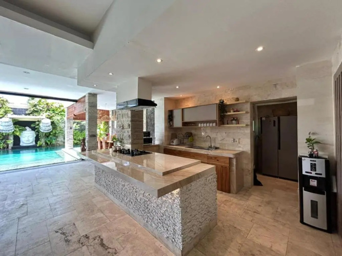 Puri Ratu Jimbaran VillaOver view