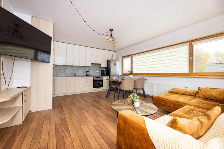 VIEW POINT APT@City Center+PKG, By Cohost