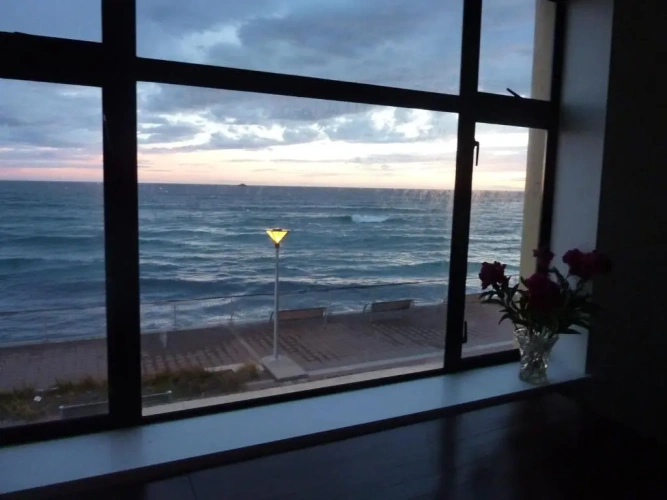 3 Bedrooms Apartment with sea view