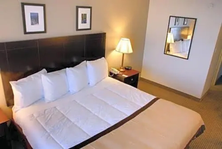 Deluxe Double Suite
