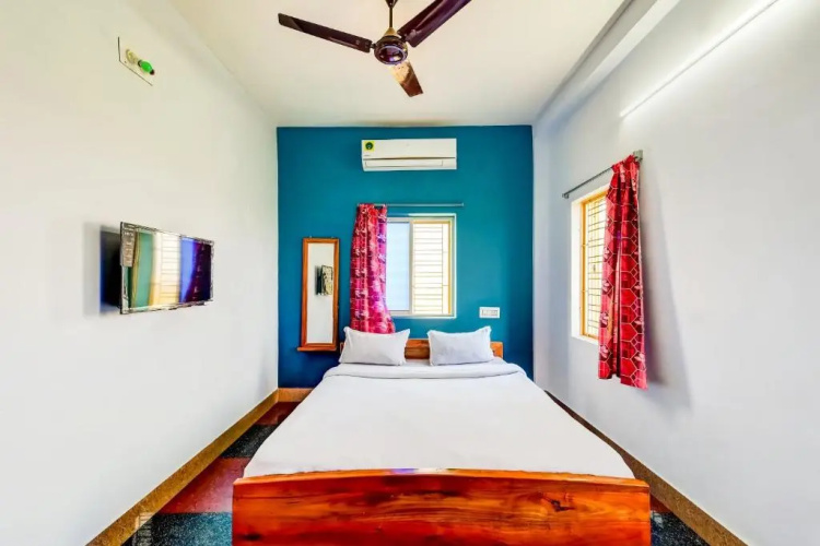 SPOT ON 77688 Hotel Aradhya