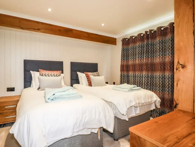 Atlantic Lodge