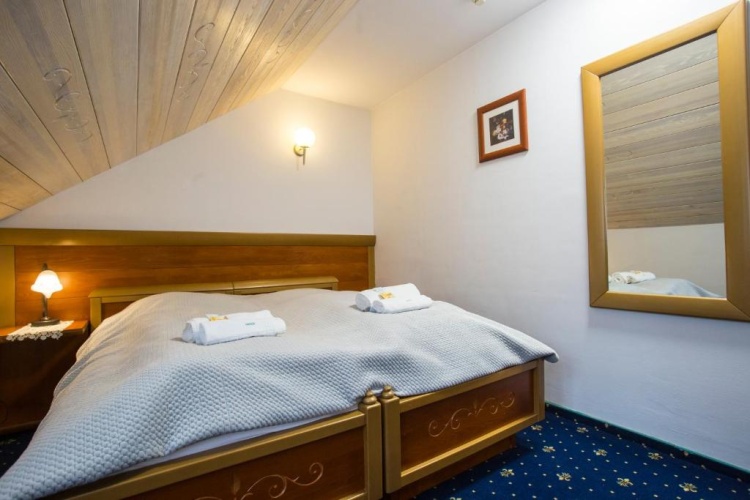 Deluxe Family Suite