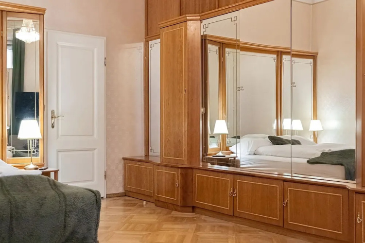 Spacious 4BR Apt Long Stay Friendly