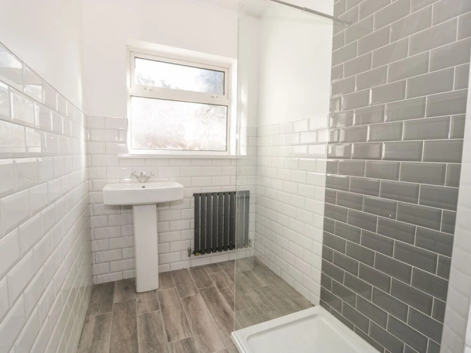 11 Seabreeze, Llandudno
