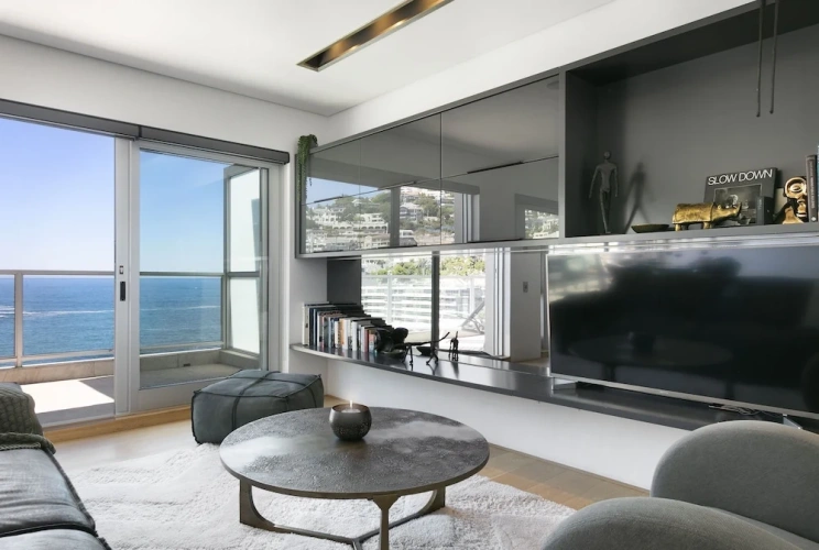 2 Bedrooms Apartment with balcony