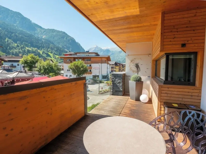 Premium Double room with balcony and with city view