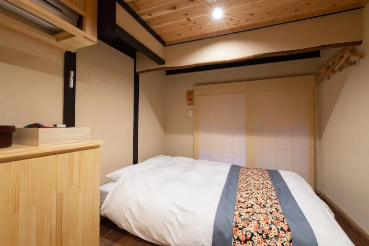Standard room with balcony