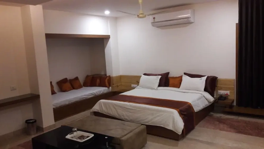 Presidential room