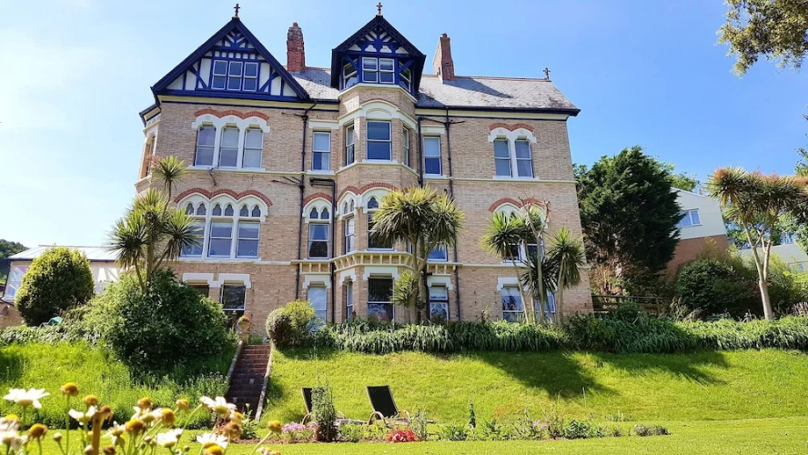 Westwell Hall