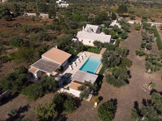 3 Bedrooms Villa