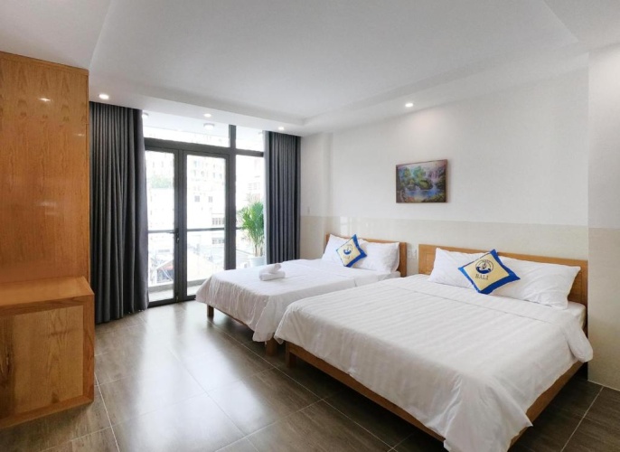 Apartment with balcony