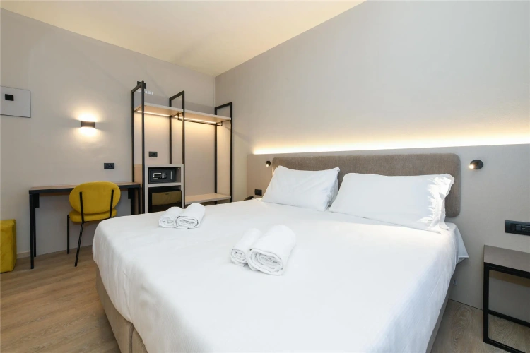 Classic Quadruple room