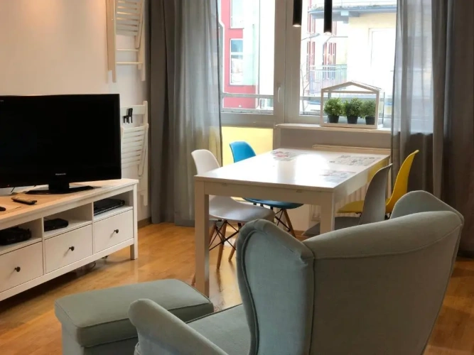 3 Bedrooms Apartment