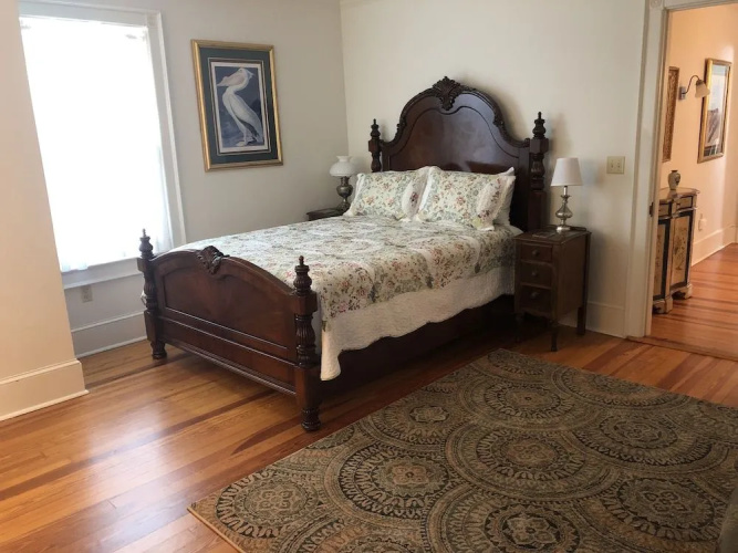 Love Lane Bed & Breakfast