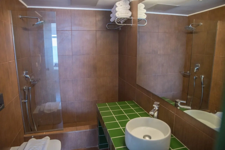 Deluxe Double room with balcony and seafront