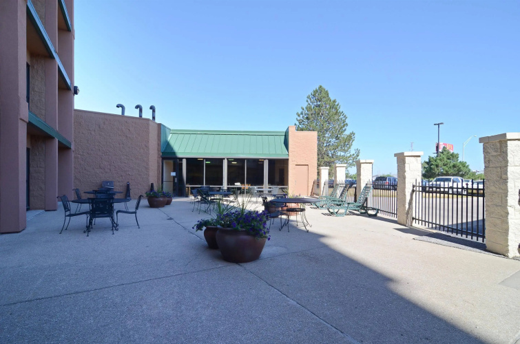 Best Western Plus Midwest Inn photo 25
