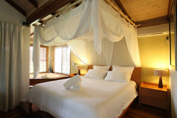 Lake Weyba Cottages