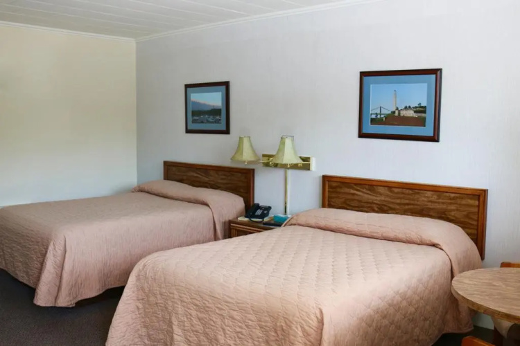 Bucksport Inn