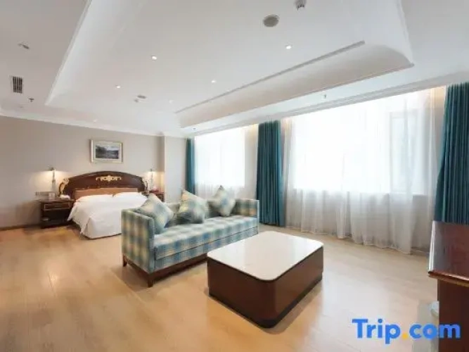 Superior Suite