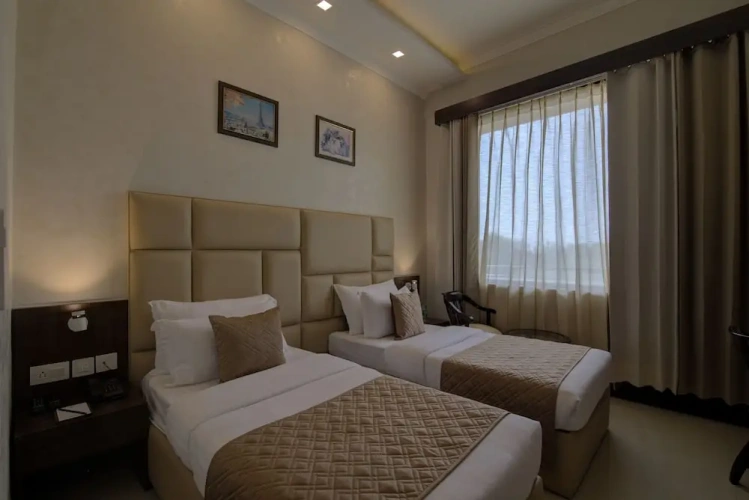 Deluxe room with balcony
