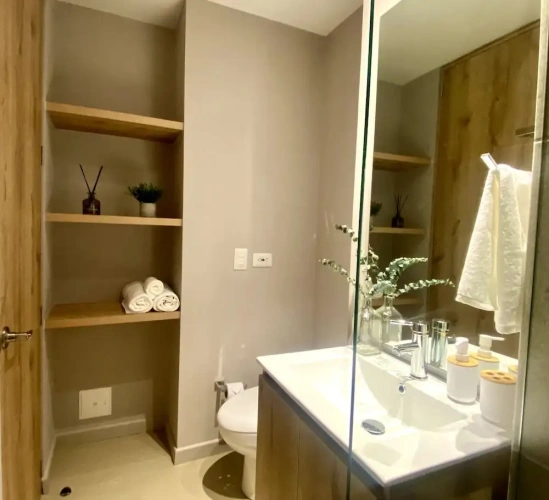 1 Bedroom Apartment with balcony