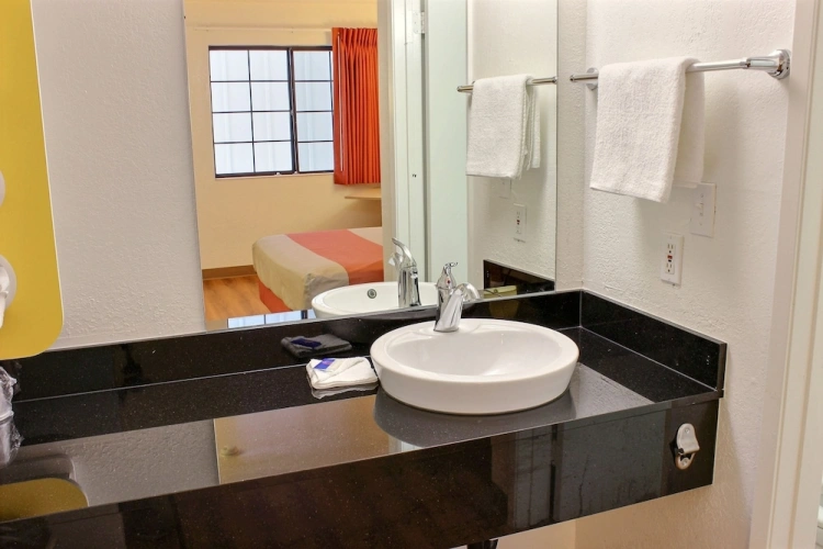 Deluxe Double Suite
