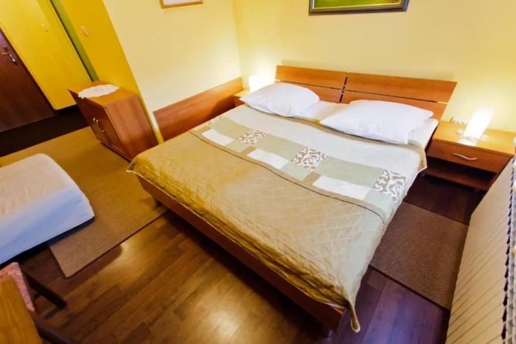 Standard Quadruple Duplex room