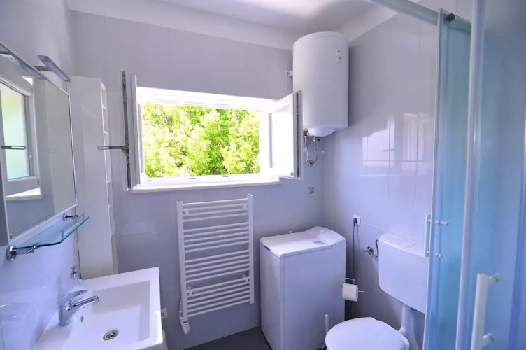 A1 - Luxury apt in Center, Just 5min From Beach