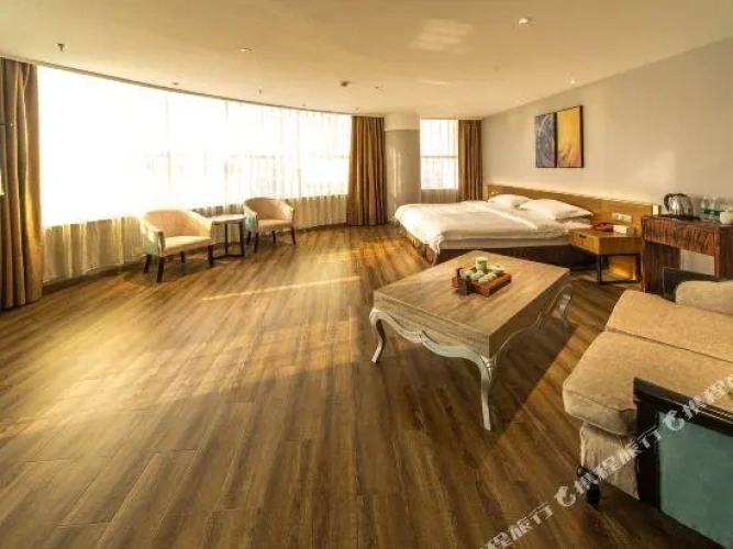 Deluxe Double Suite