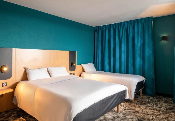 Quadruple room