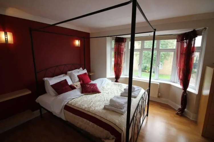 Peymans - The Barnwell Lodge Serviced Apartment