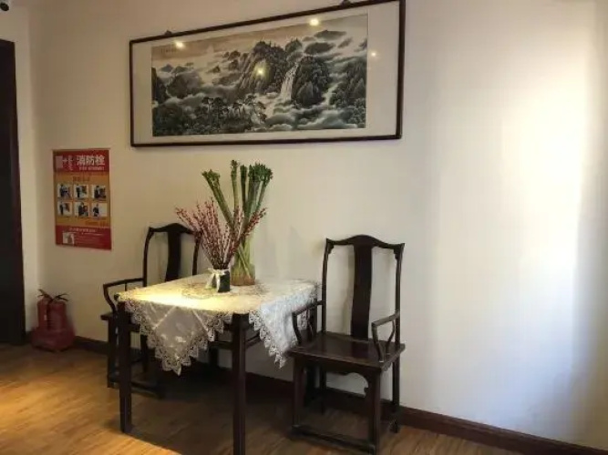 Lizhi Hotel