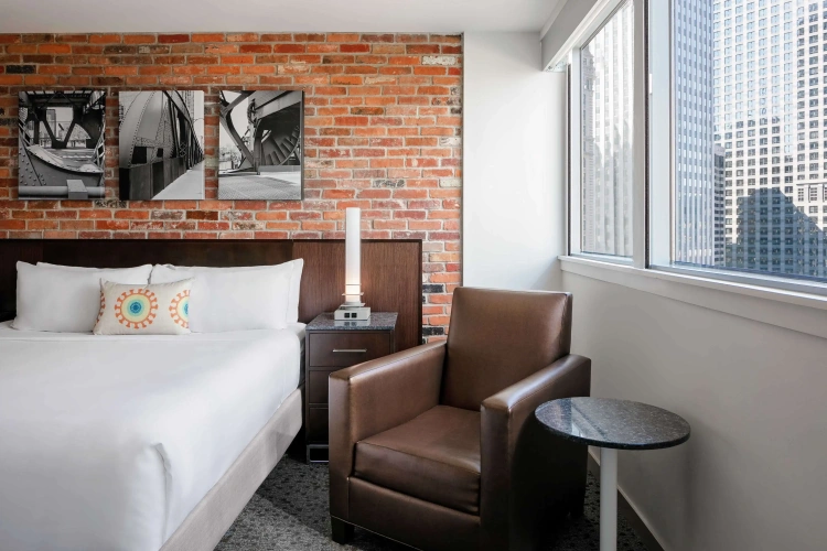 1 Bedroom Lasalle Double Suite