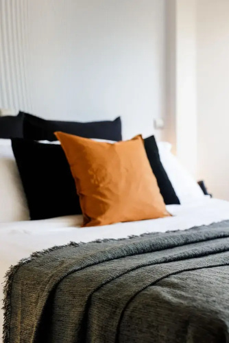 Upstreet Convenient 2bd Apartment