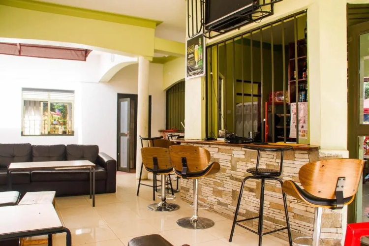 Heritage Park Hotel