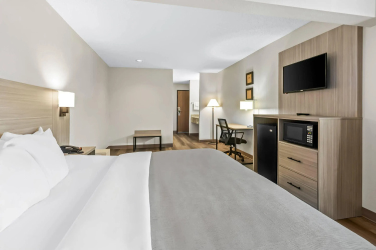 Quality Inn East Liverpool - Calcutta