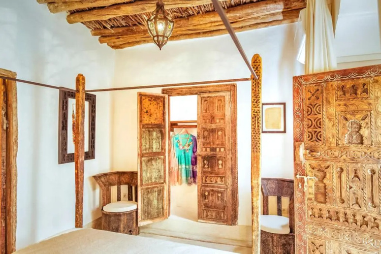 Marrakesh Villa Sleeps 14 with Pool