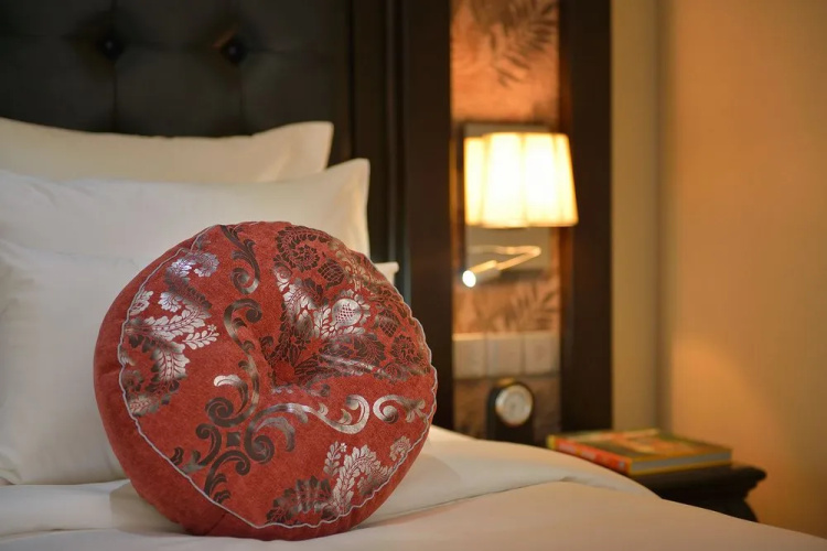 Paradise Suites Hotel