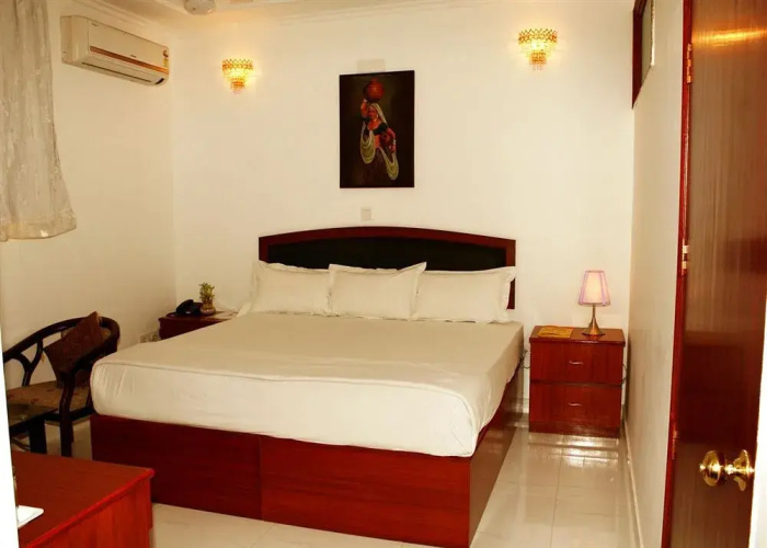 Hotel Malik Continental