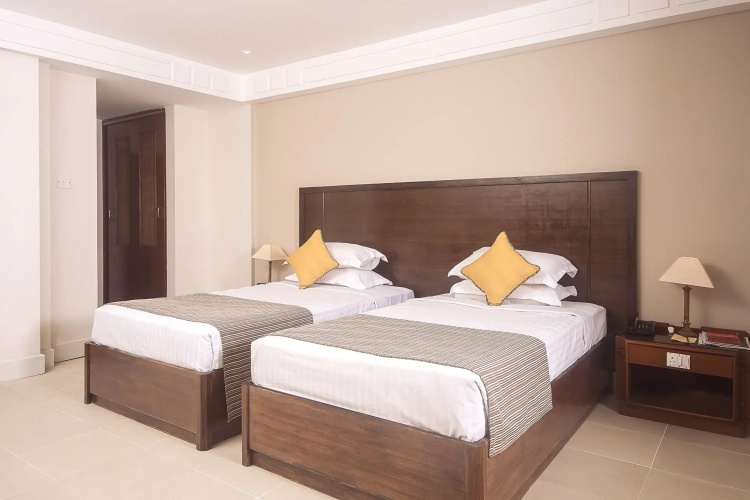 Hotel Ivory Tower